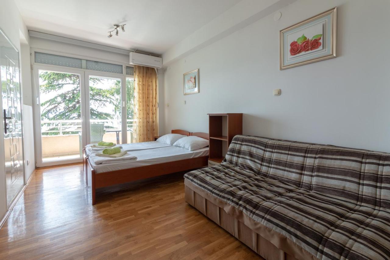 Urban Apartments 奥赫里德 外观 照片