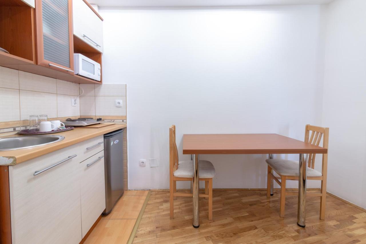 Urban Apartments 奥赫里德 外观 照片